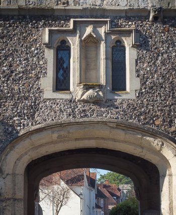 Canon Gate - Hotels in Chichester, West Sussex - Local Business Directory