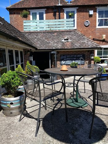Chichester Inn - Hotels in Chichester, West Sussex - Local Business Directory