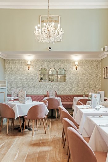 Joanna's Boutique Tearoom Chichester - Cafes in Chichester, West Sussex - Local Business Directory