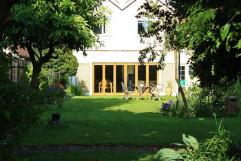 Little Orchard Bed and Breakfast Chichester - Hotels in Chichester, West Sussex - Local Business Directory